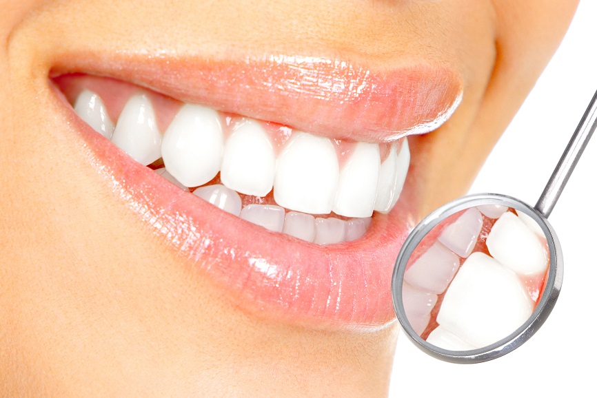 Know how a Cosmetic dentist can change your life!