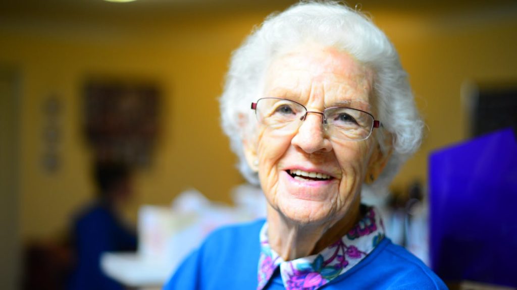 Low-Cost Dental Care Alternatives for Senior Citizens