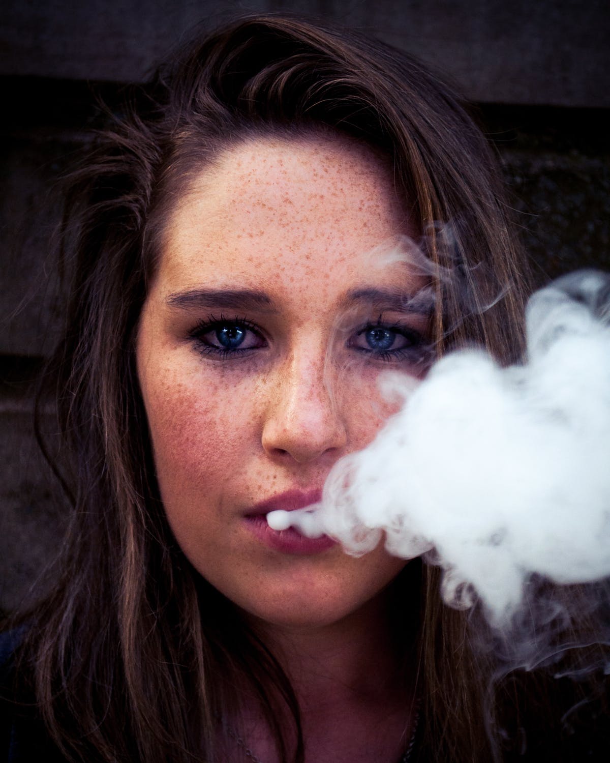 Top 6 Reasons To Consider Vaping Marijuana Instead Of Smoking