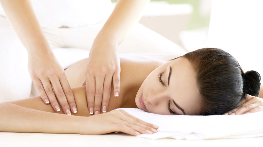 How Chiropractic and Massage Therapy Ease Sore Muscles