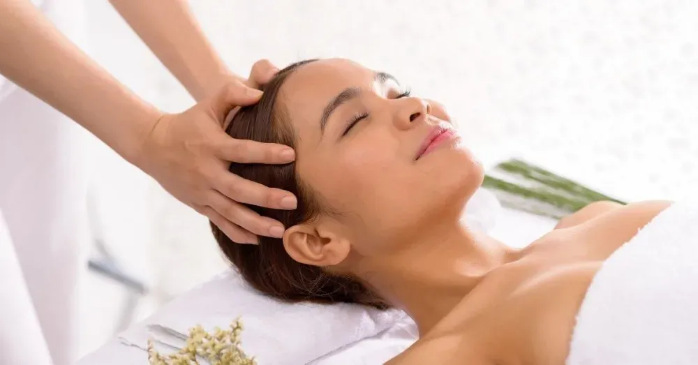 massaging head benefits