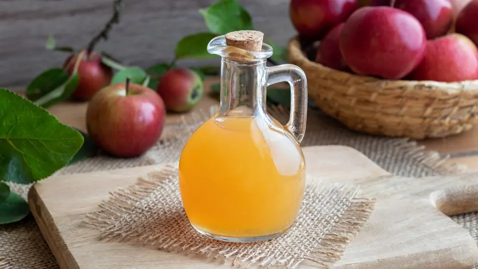 apple cider vinegar for lightening of pubic area