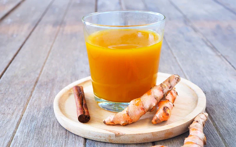 turmeric and orange juice combo for removing pubic area darkness
